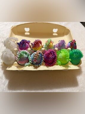 12 Pc 3D Drgaon Eggs with Deagons